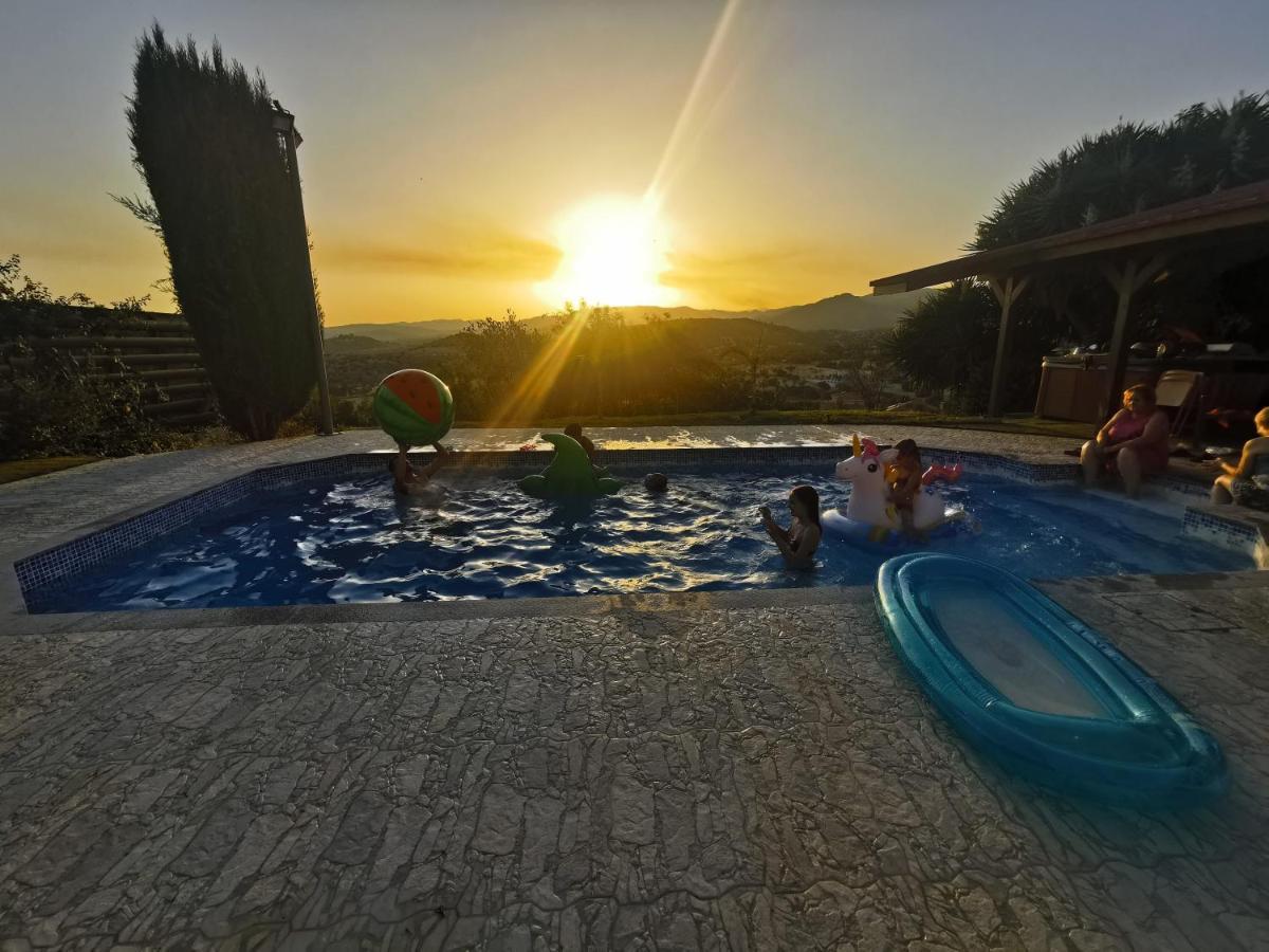 Апартаменты Sunset Retreat Cyprus Пендакомо Экстерьер фото